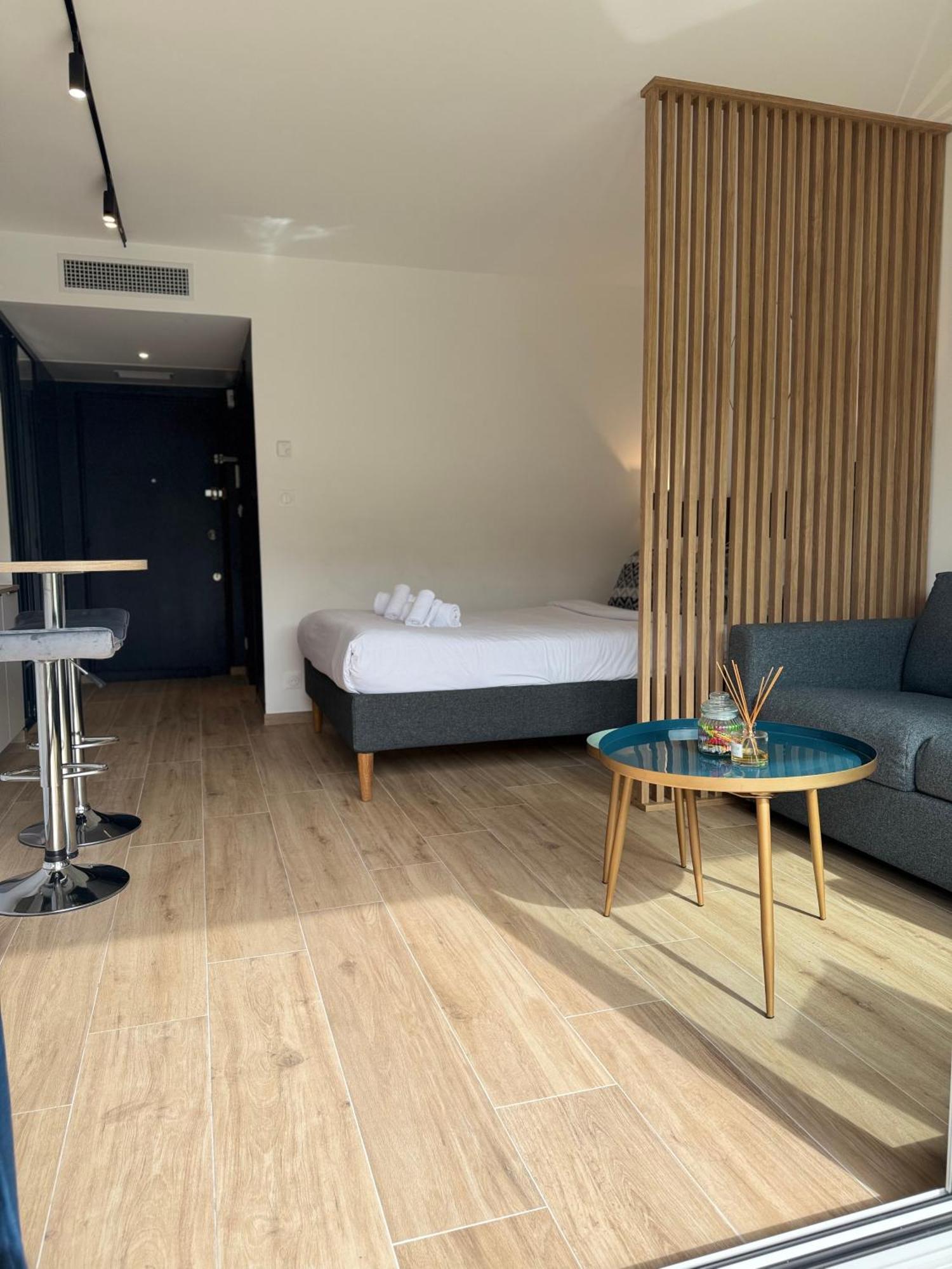 Cosy Appartement, Centre-Ville Cannes, Terrasse, Clim 外观 照片