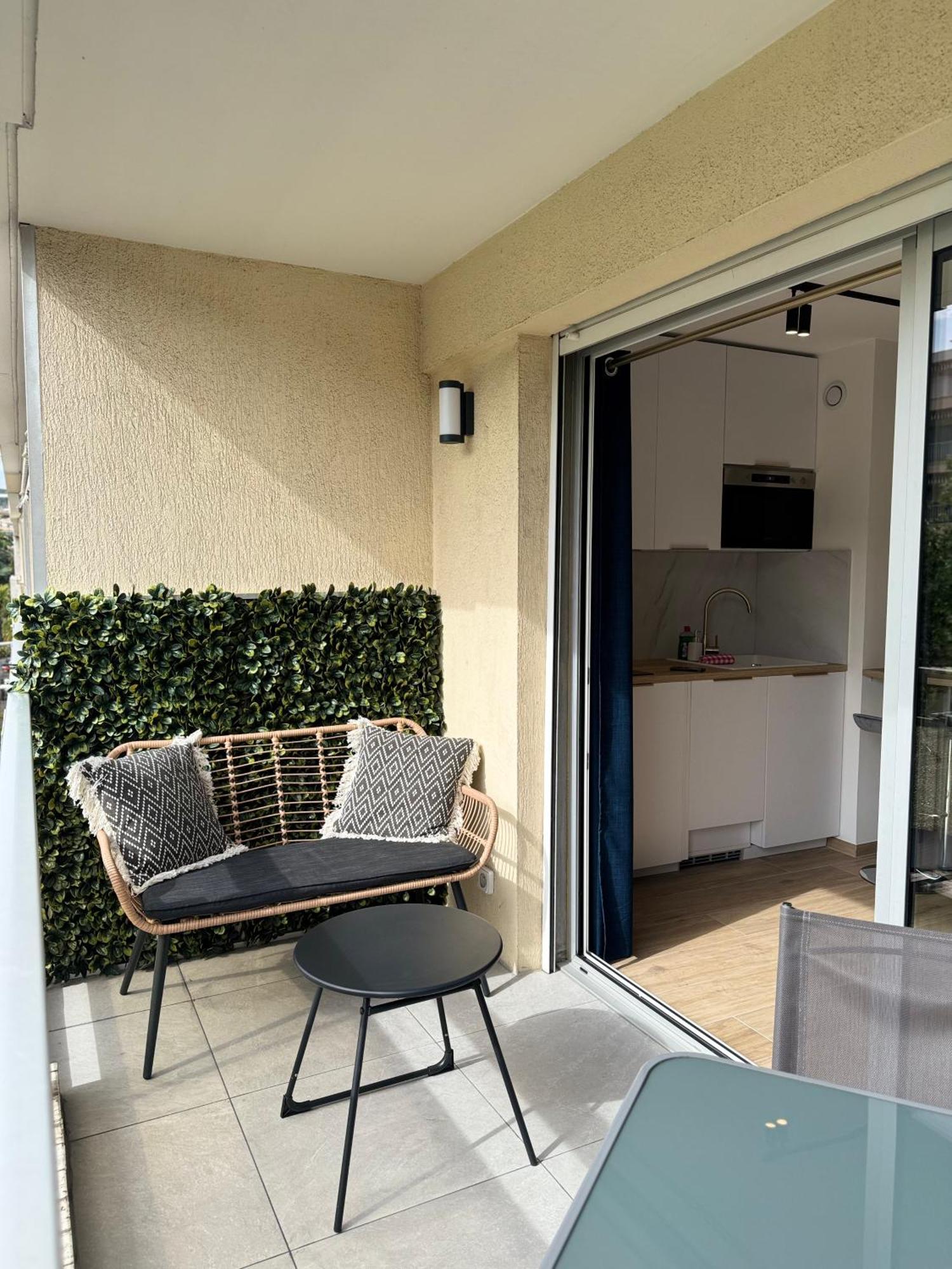 Cosy Appartement, Centre-Ville Cannes, Terrasse, Clim 外观 照片