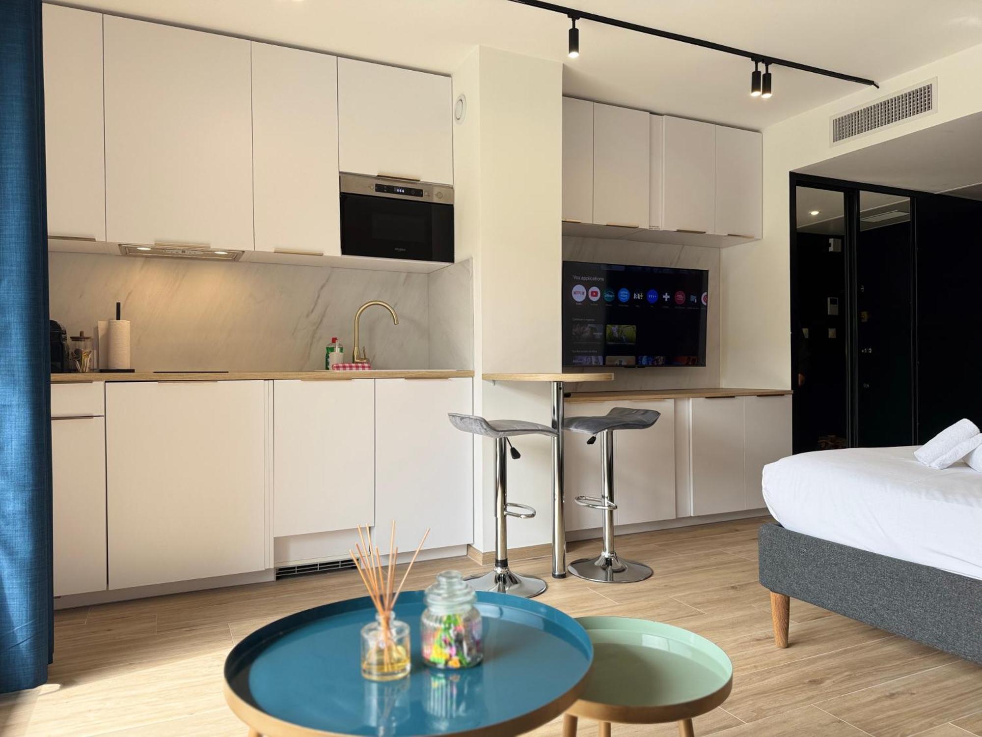 Cosy Appartement, Centre-Ville Cannes, Terrasse, Clim 外观 照片
